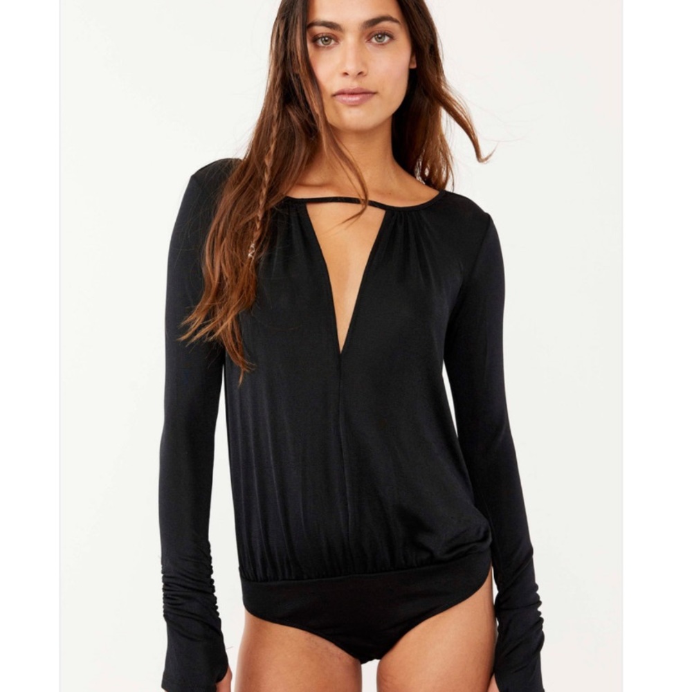 🎄NWOT Free People black bodysuit size small